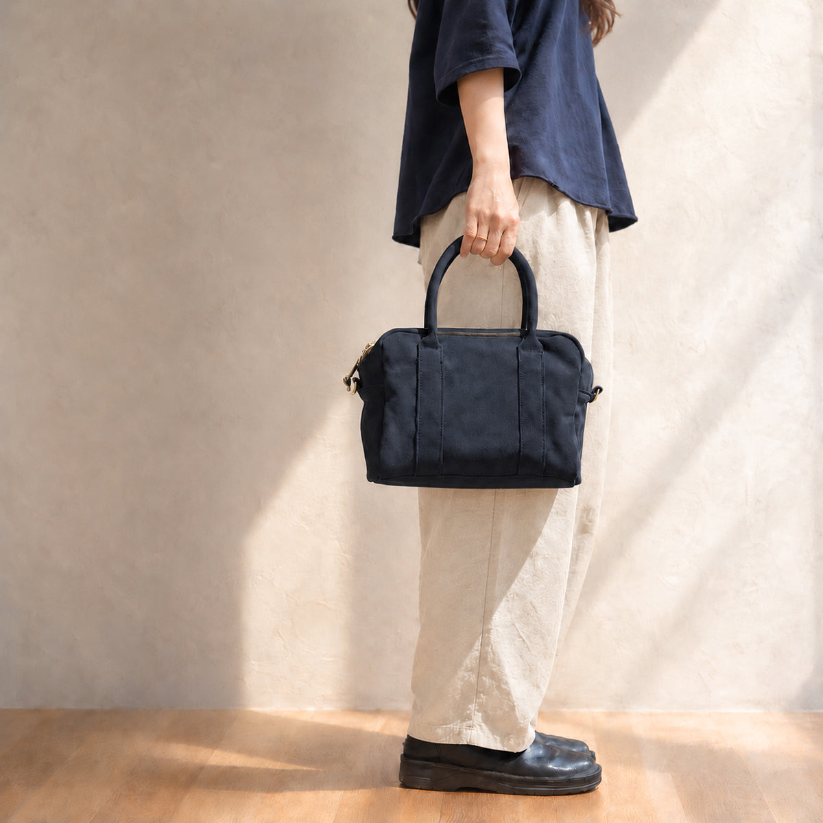 BOSTON(S) - black -