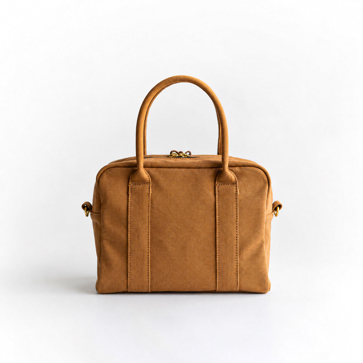 BOSTON(S) - camel -