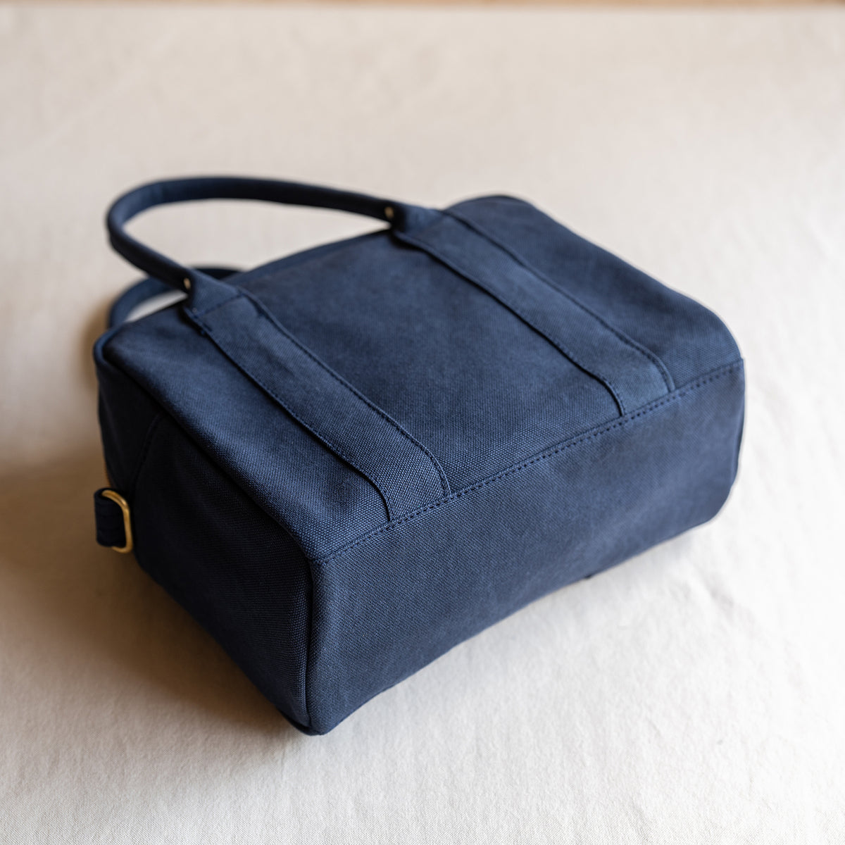 BOSTON(S) - deepnavy -