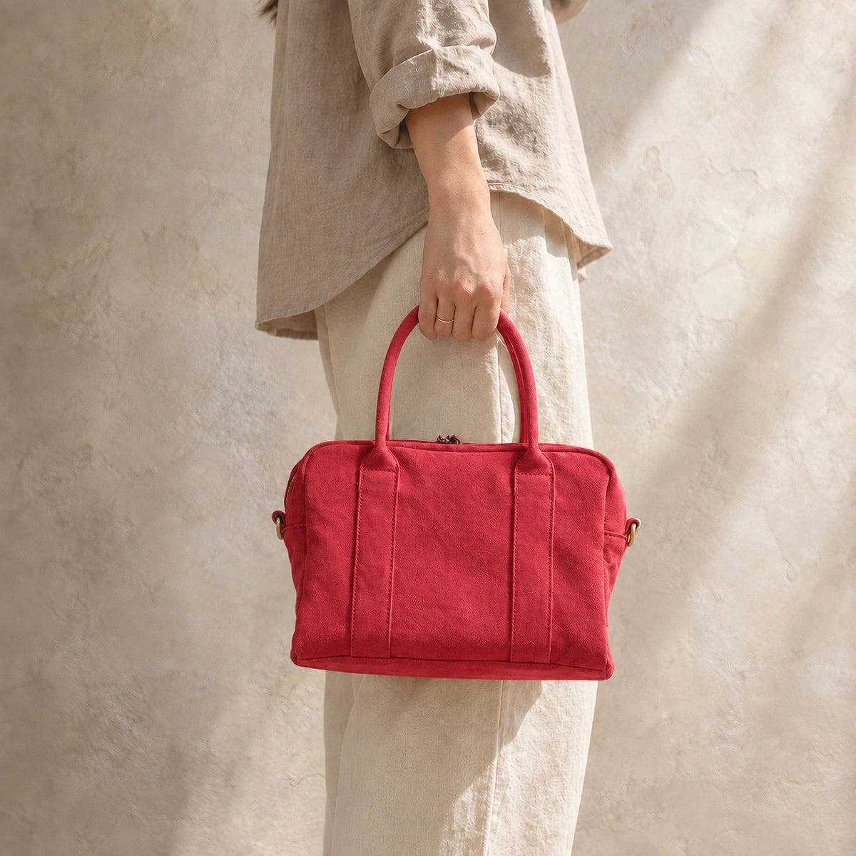 BOSTON(S) - red -