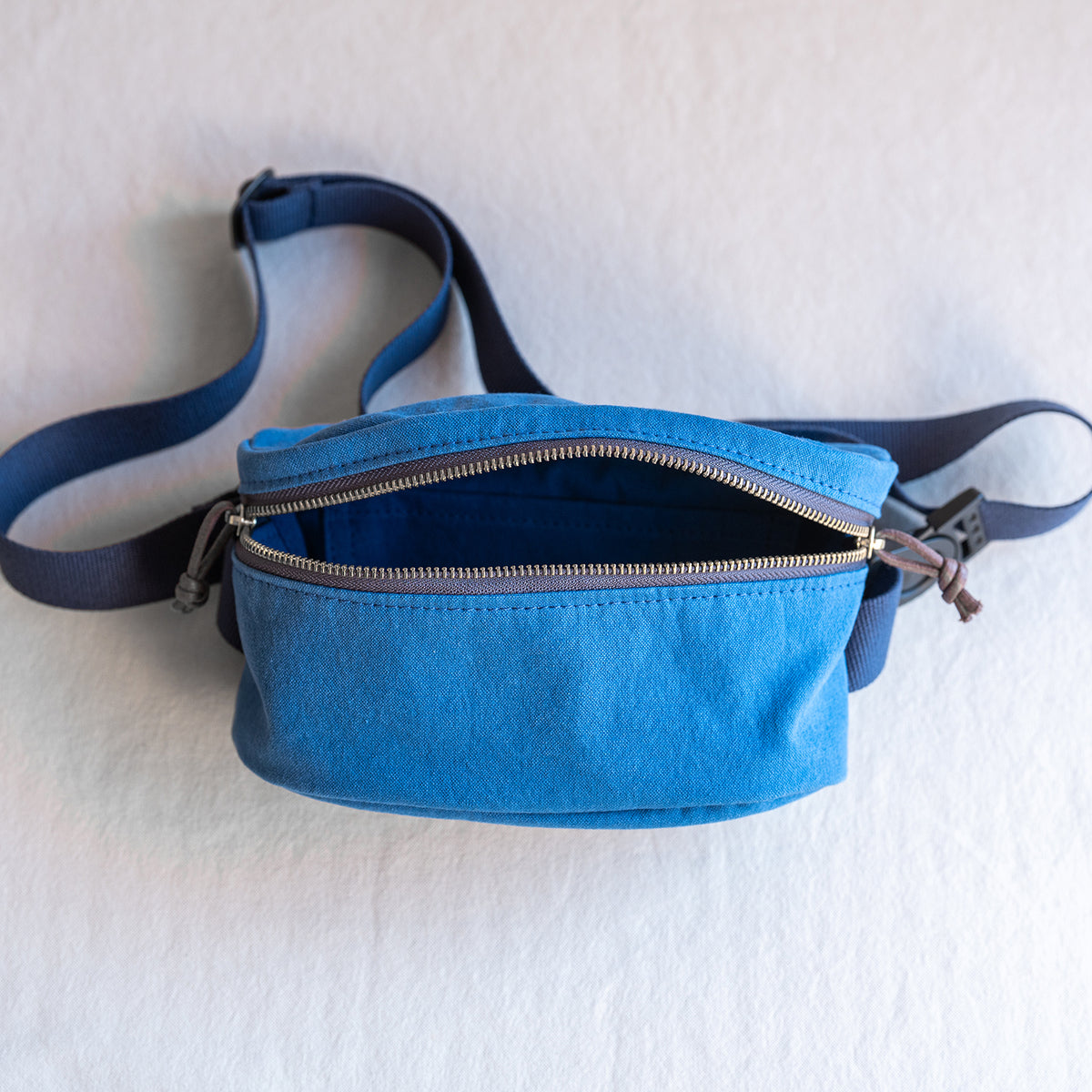 CANVAS POCHETTE - blue -