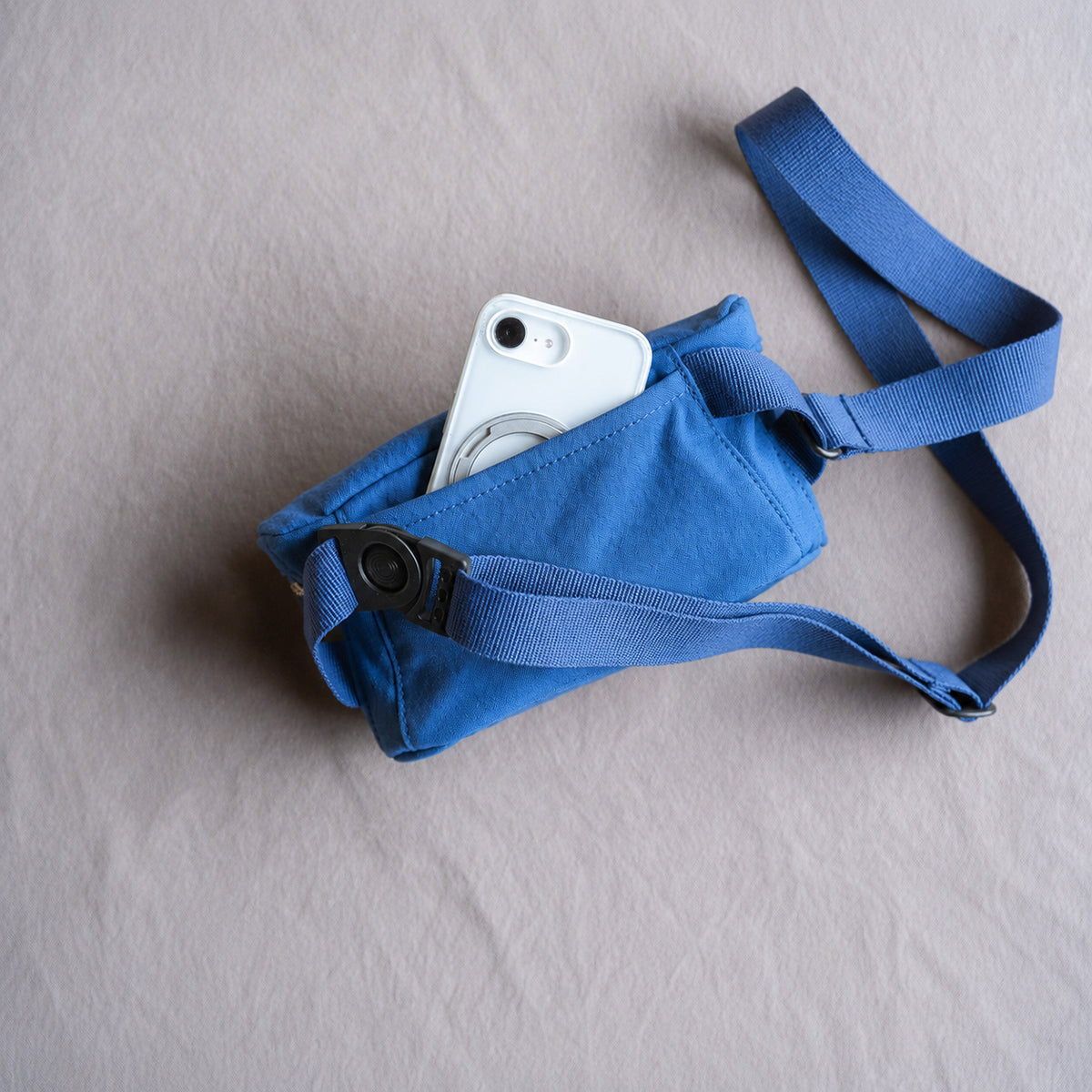 CANVAS POCHETTE - blue -