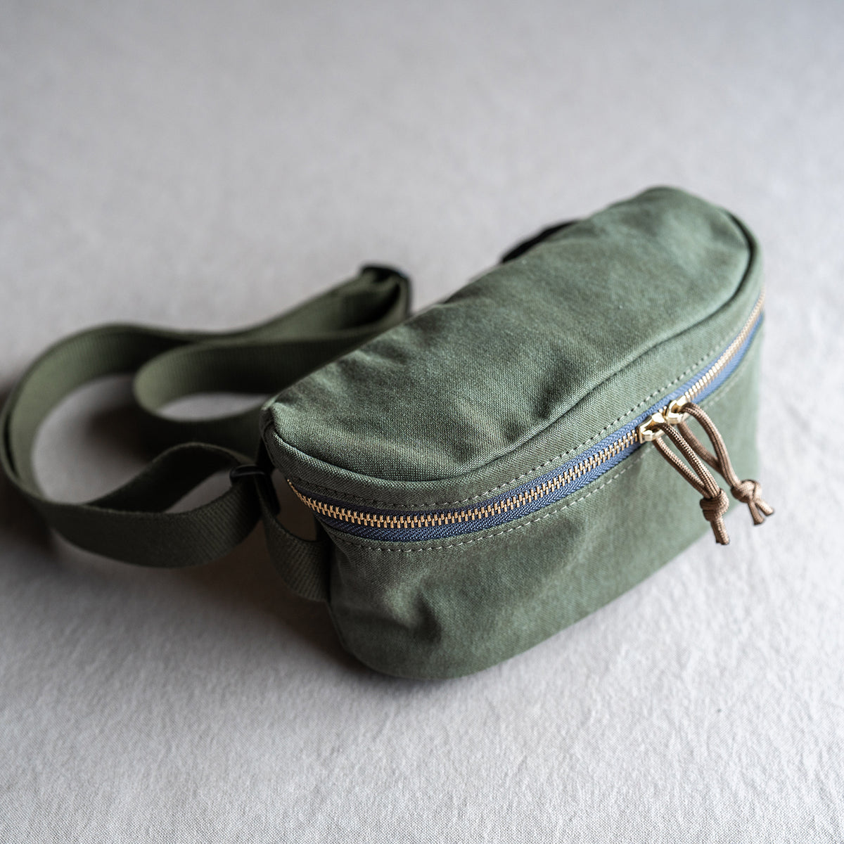 CANVAS POCHETTE - khaki -