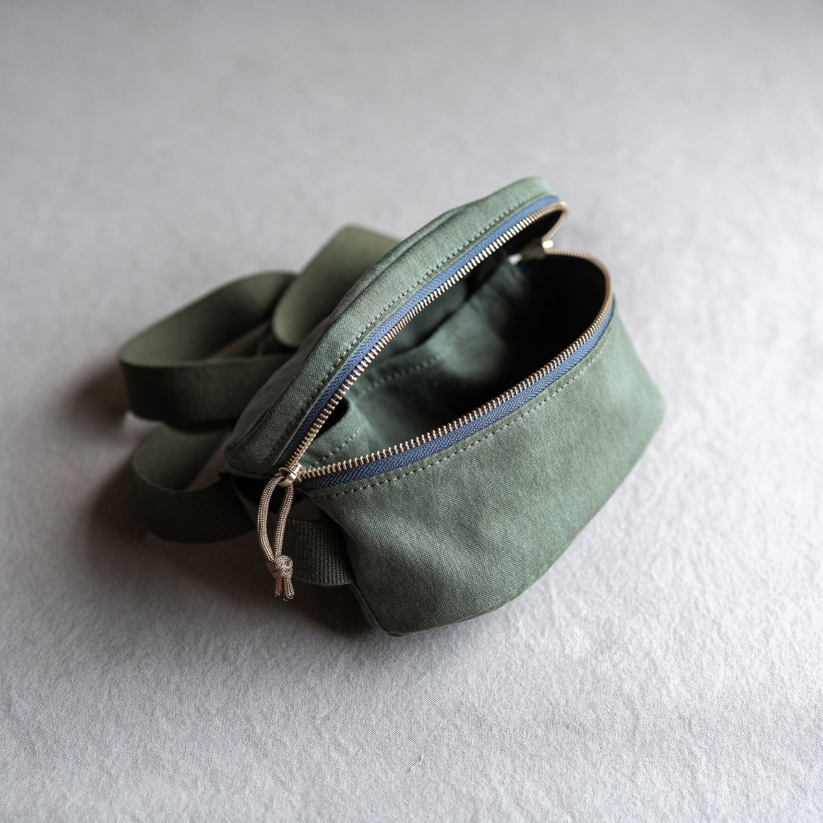 CANVAS POCHETTE - khaki -