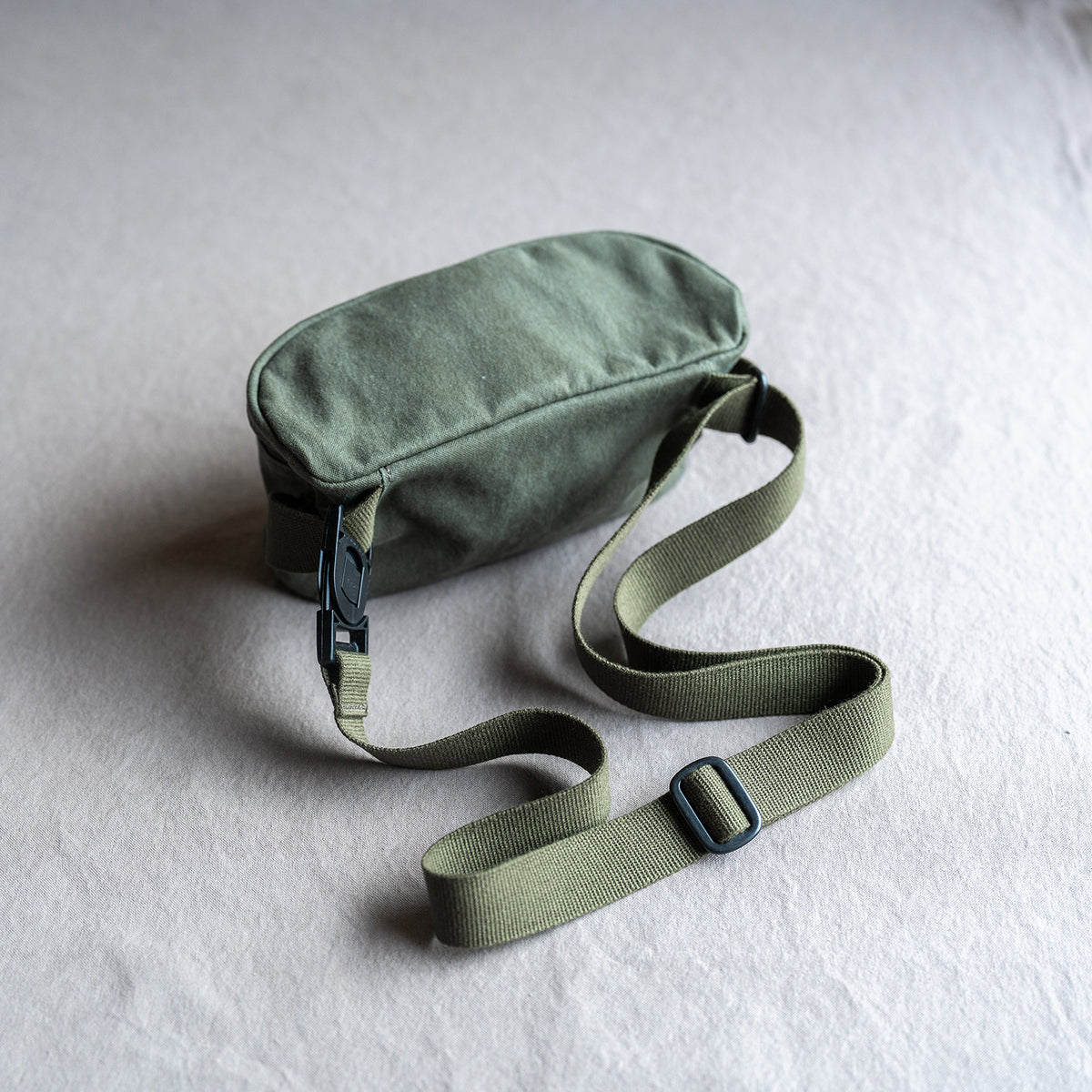 CANVAS POCHETTE - khaki -