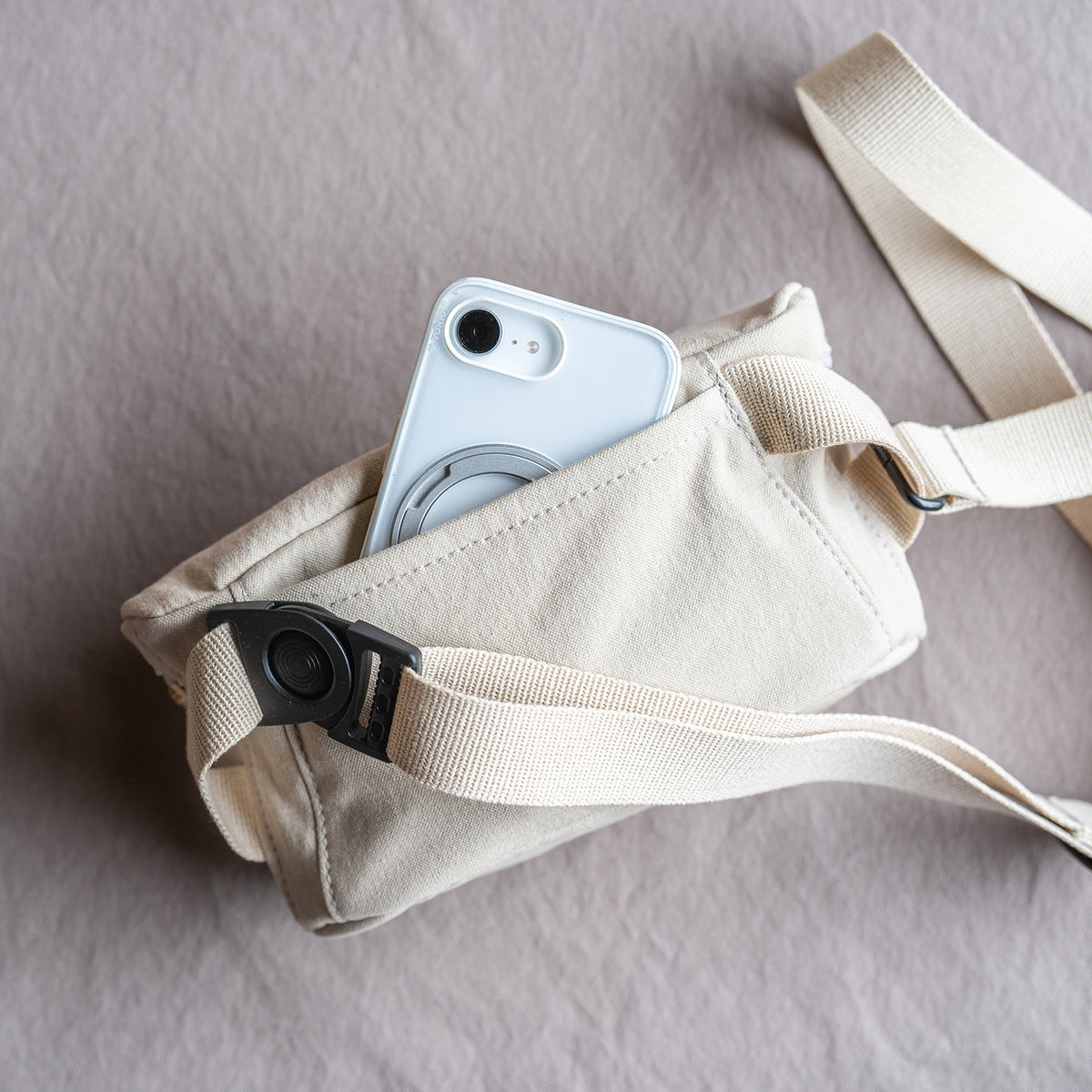 CANVAS POCHETTE - light beige -