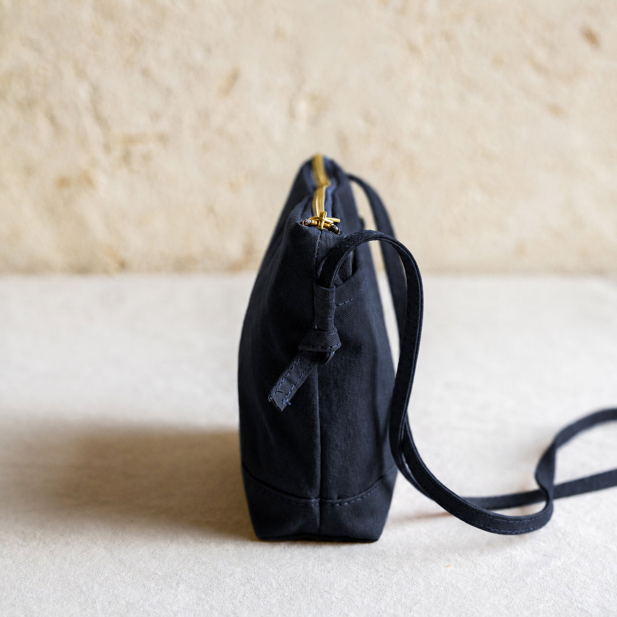 CANVAS POUCH - black -