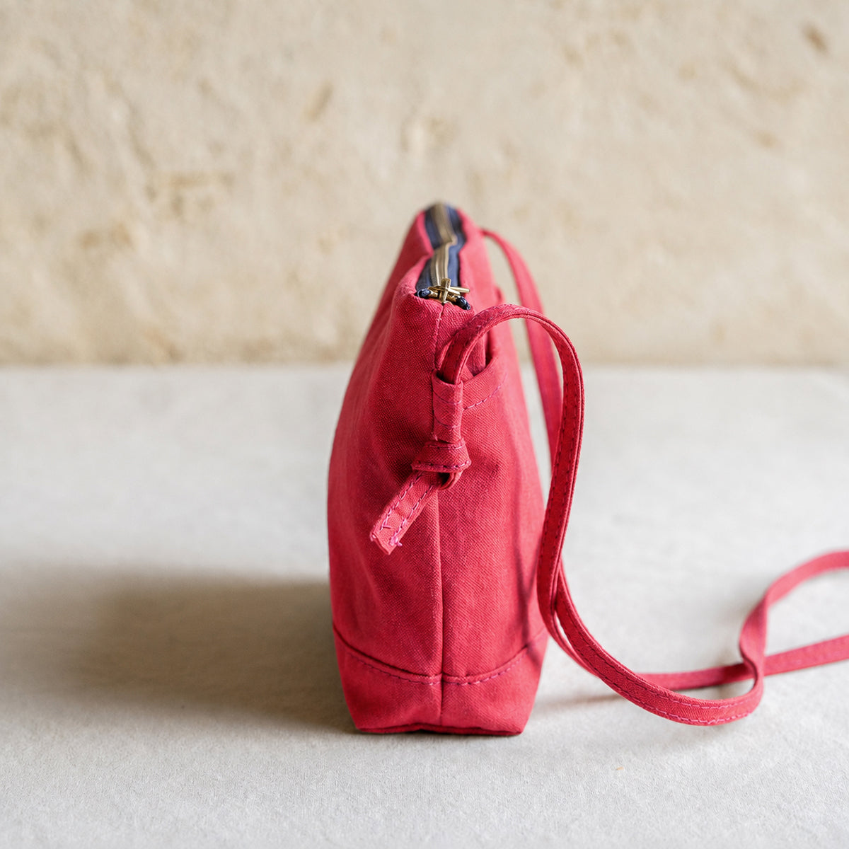 CANVAS POUCH - red -