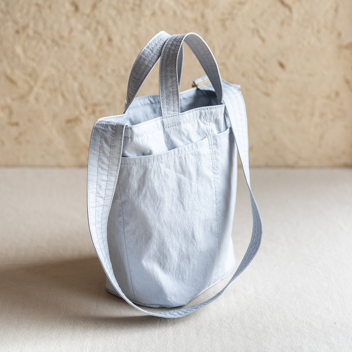C/N bucket tote - light gray -
