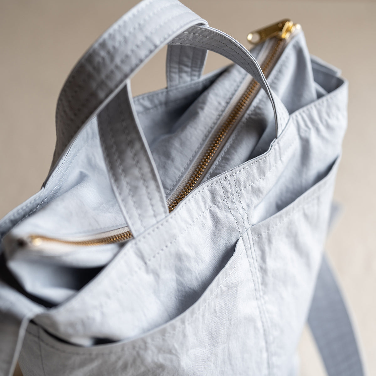 C/N bucket tote - light gray -