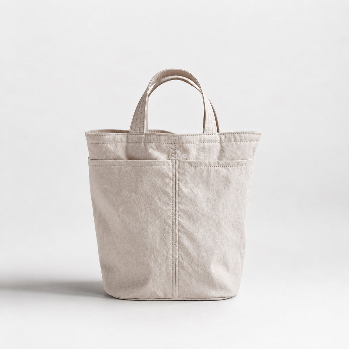 C/N bucket tote - smorky white -