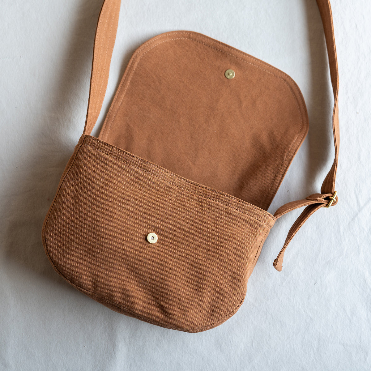FLAP SHOULDER - camel -