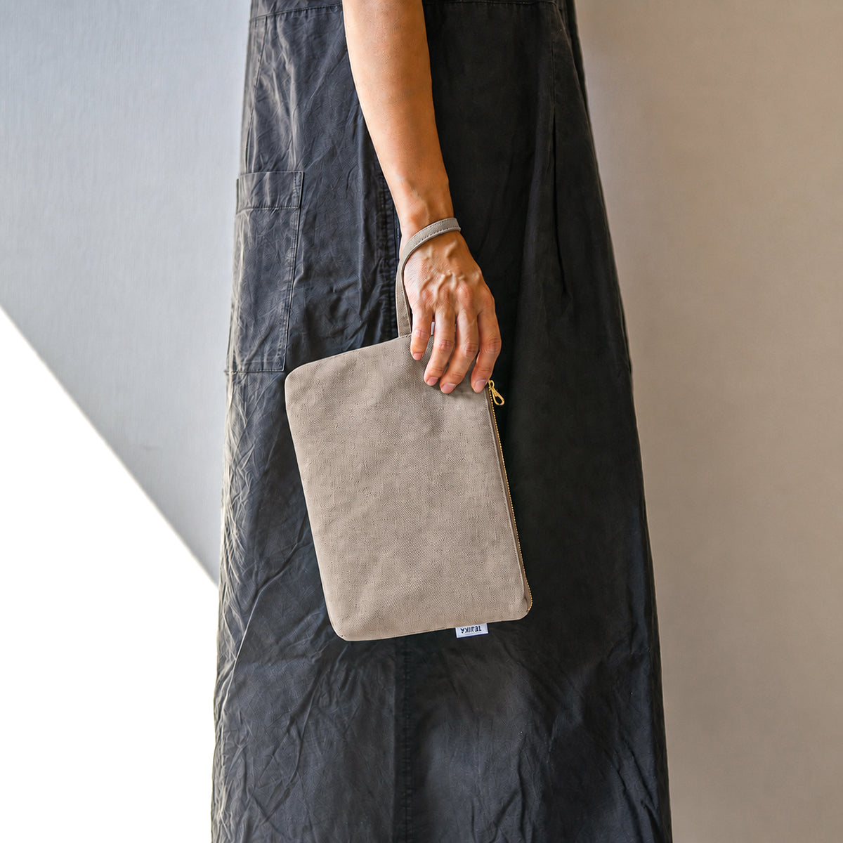 FLAT POUCH - beige -