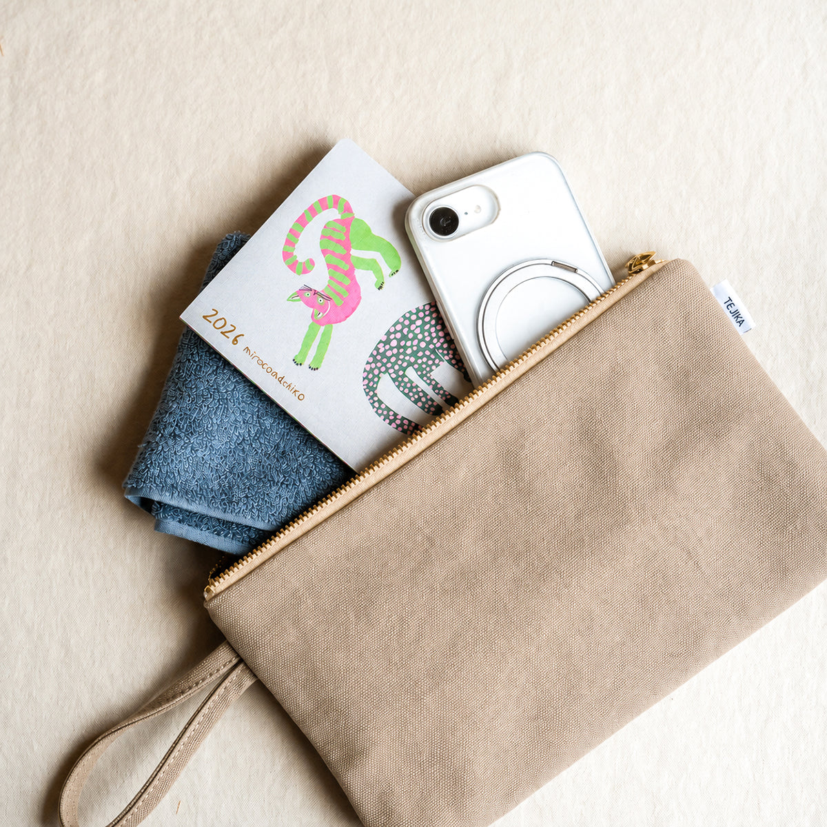 FLAT POUCH - beige -