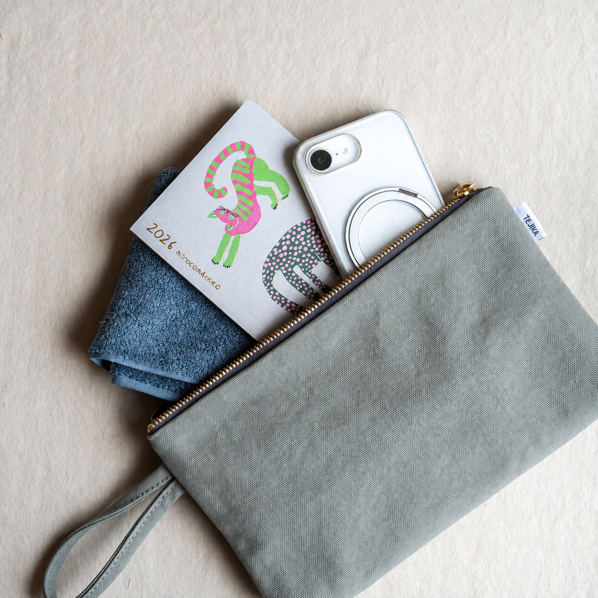 FLAT POUCH - sage -