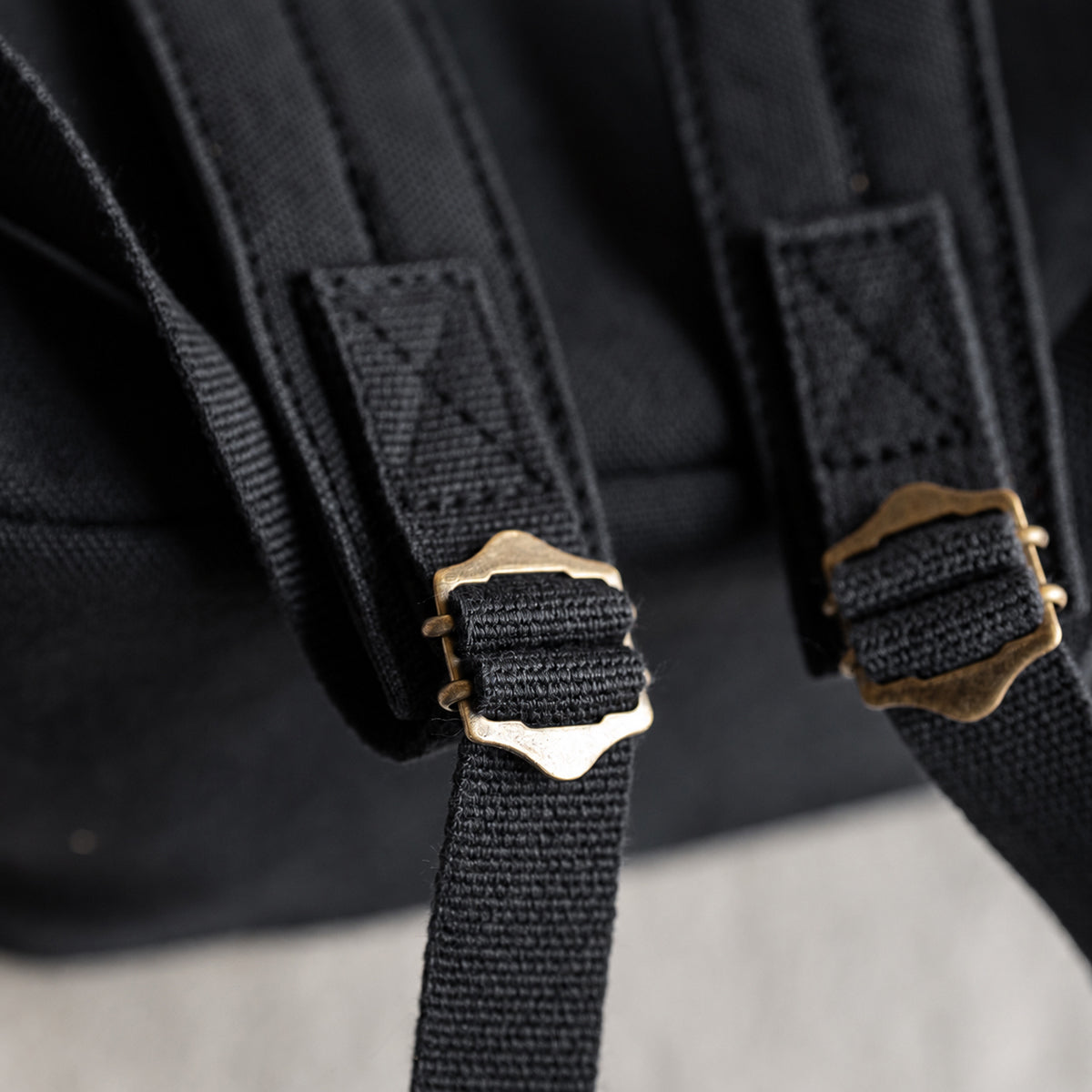 KAKU RUCK - black -