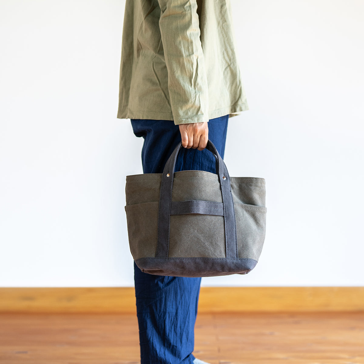 MINI TOOL TOTE Bi-color(oldkhaki×charcoal gray)