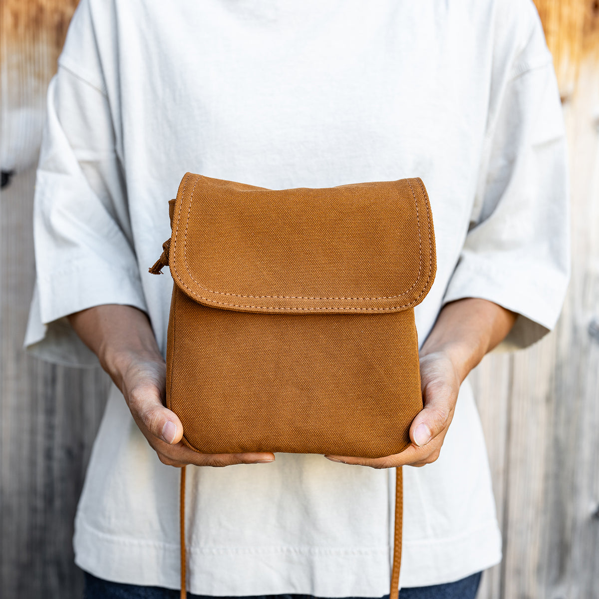 POCKET SHOULDER - camel -