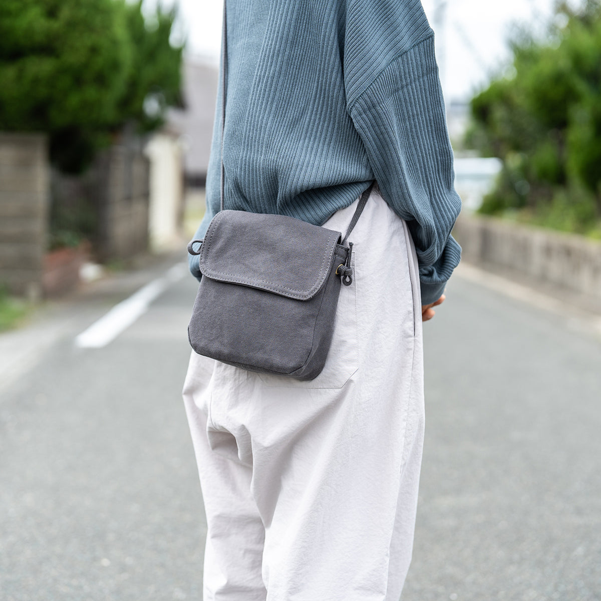 POCKET SHOULDER - charcoal gray -