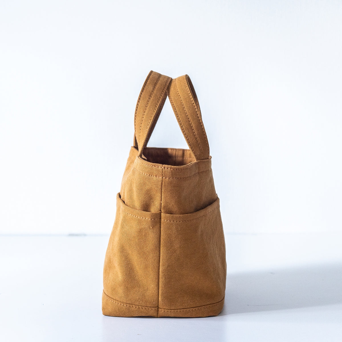 POCKET TOTE - camel -