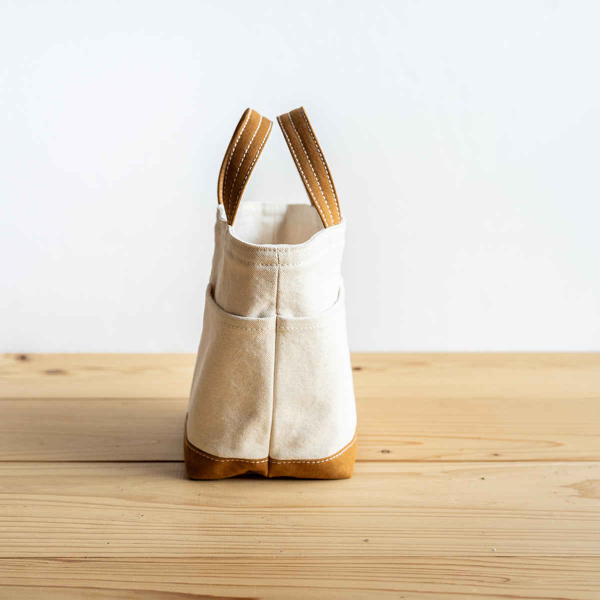 POCKET TOTE Bi-color(ivory×camel)