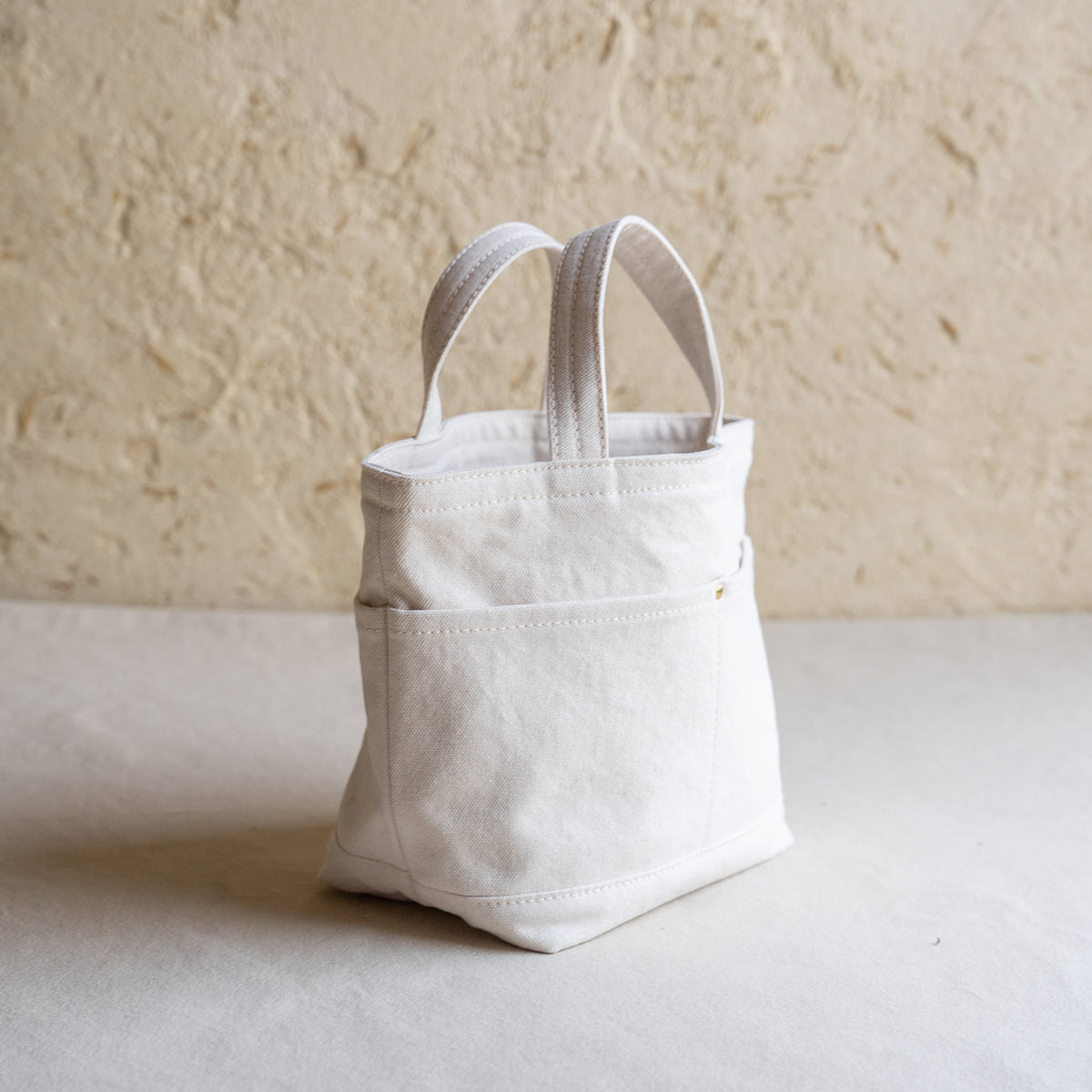 POCKET TOTE - ivory -