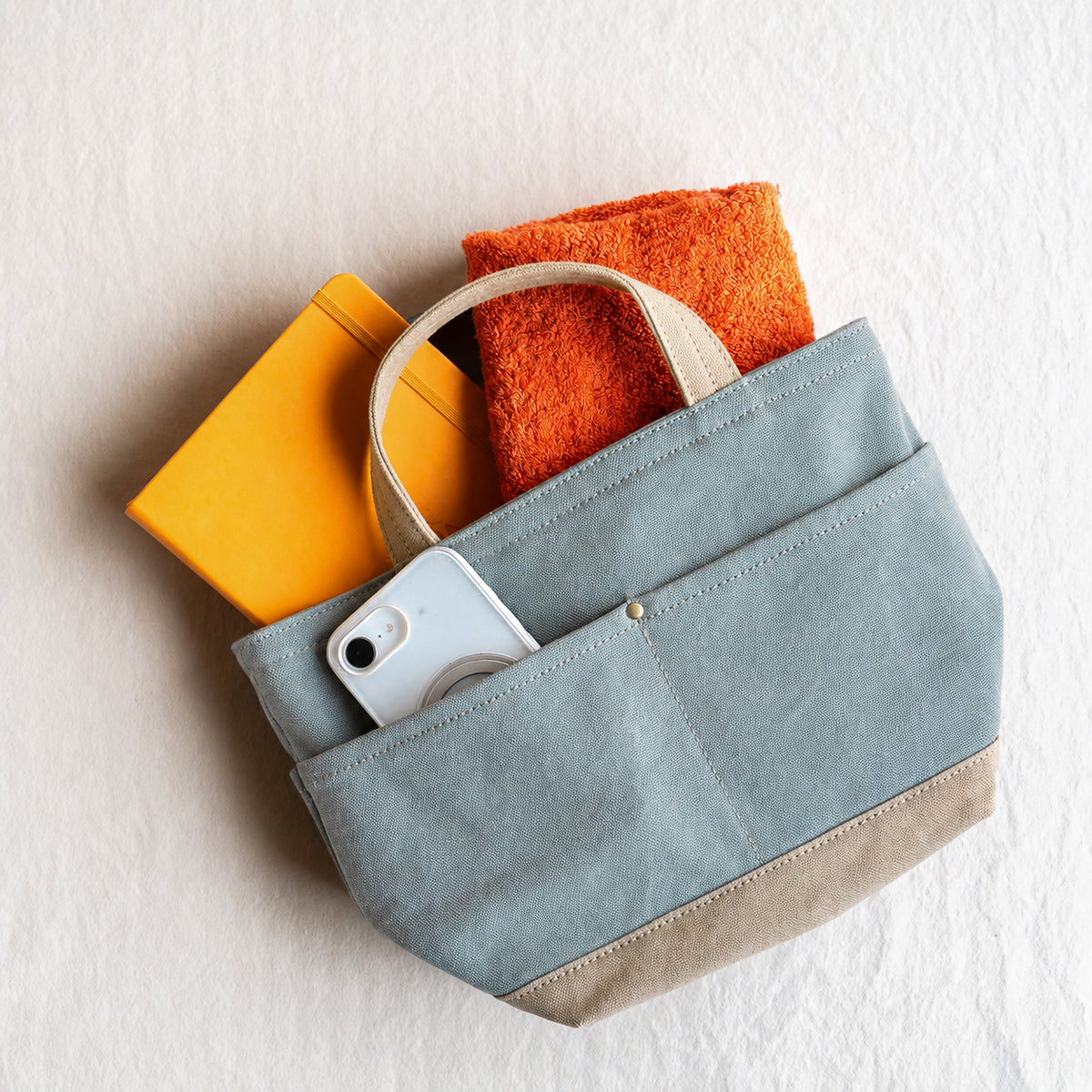 POCKET TOTE Bi-color(sage×beige)