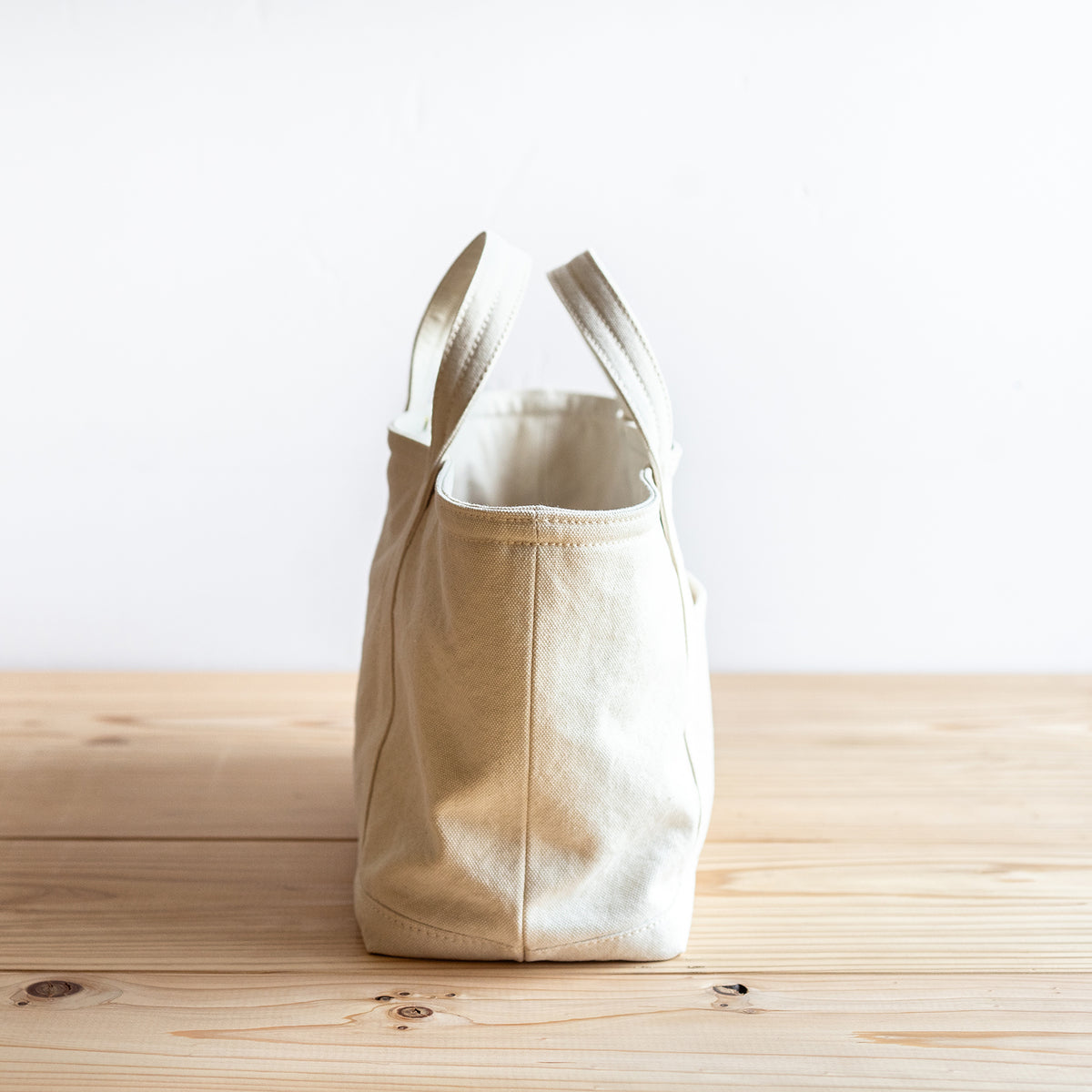 STANDARD TOTE - ivory -