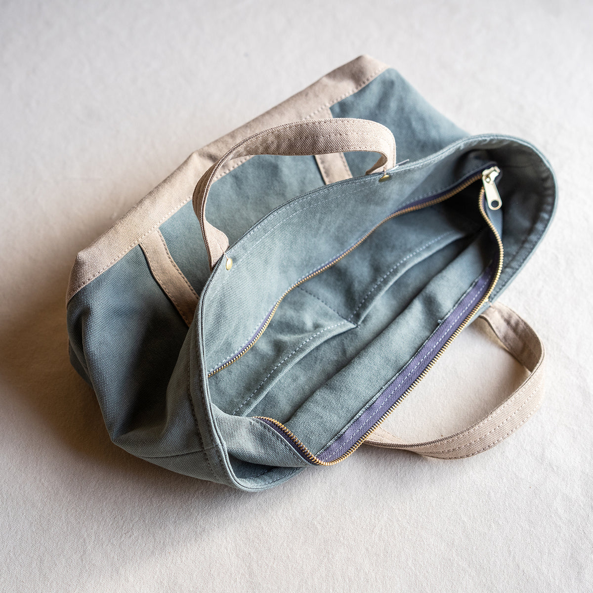 STANDARD TOTE Bi-color(sage×beige)