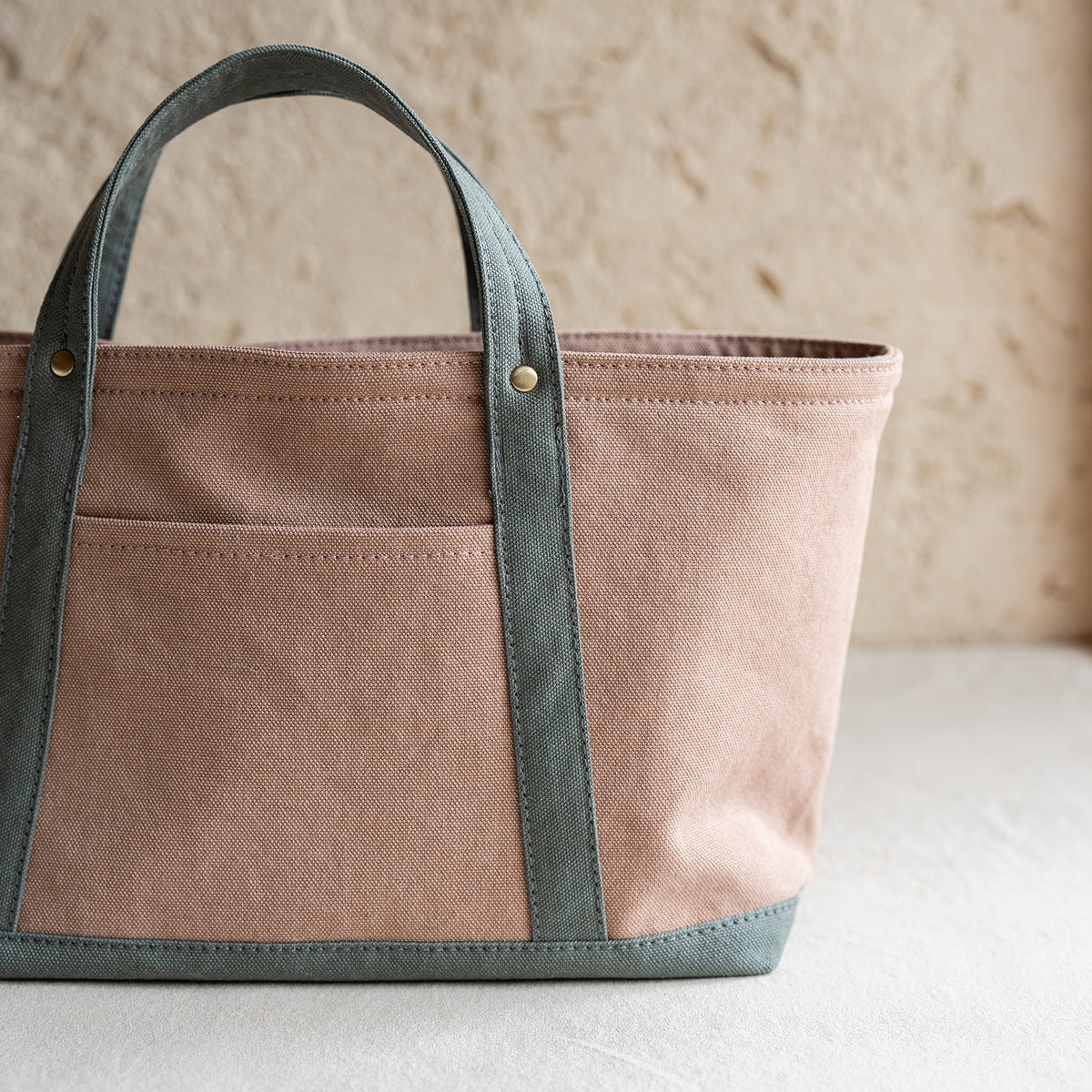 STANDARD TOTE Bi-color(smorkypink×sage)