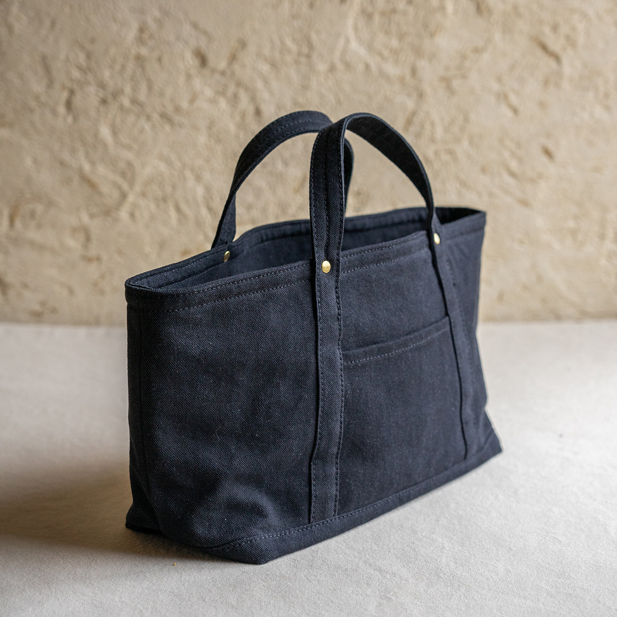 STANDARD TOTE - black -