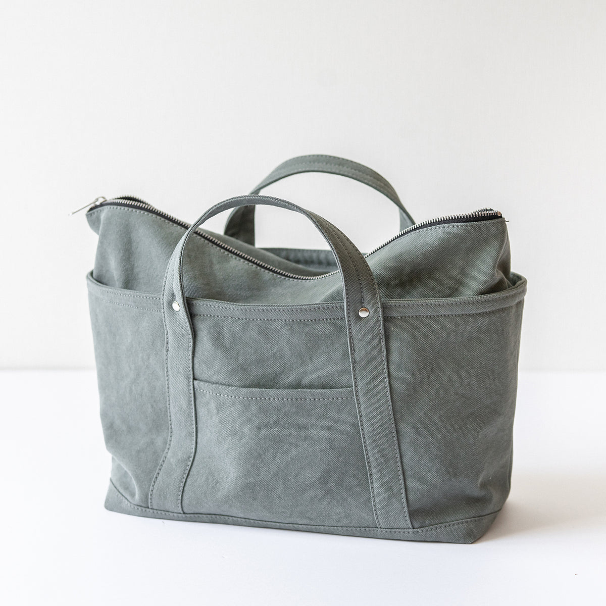 STANDARD TOTE - sage -
