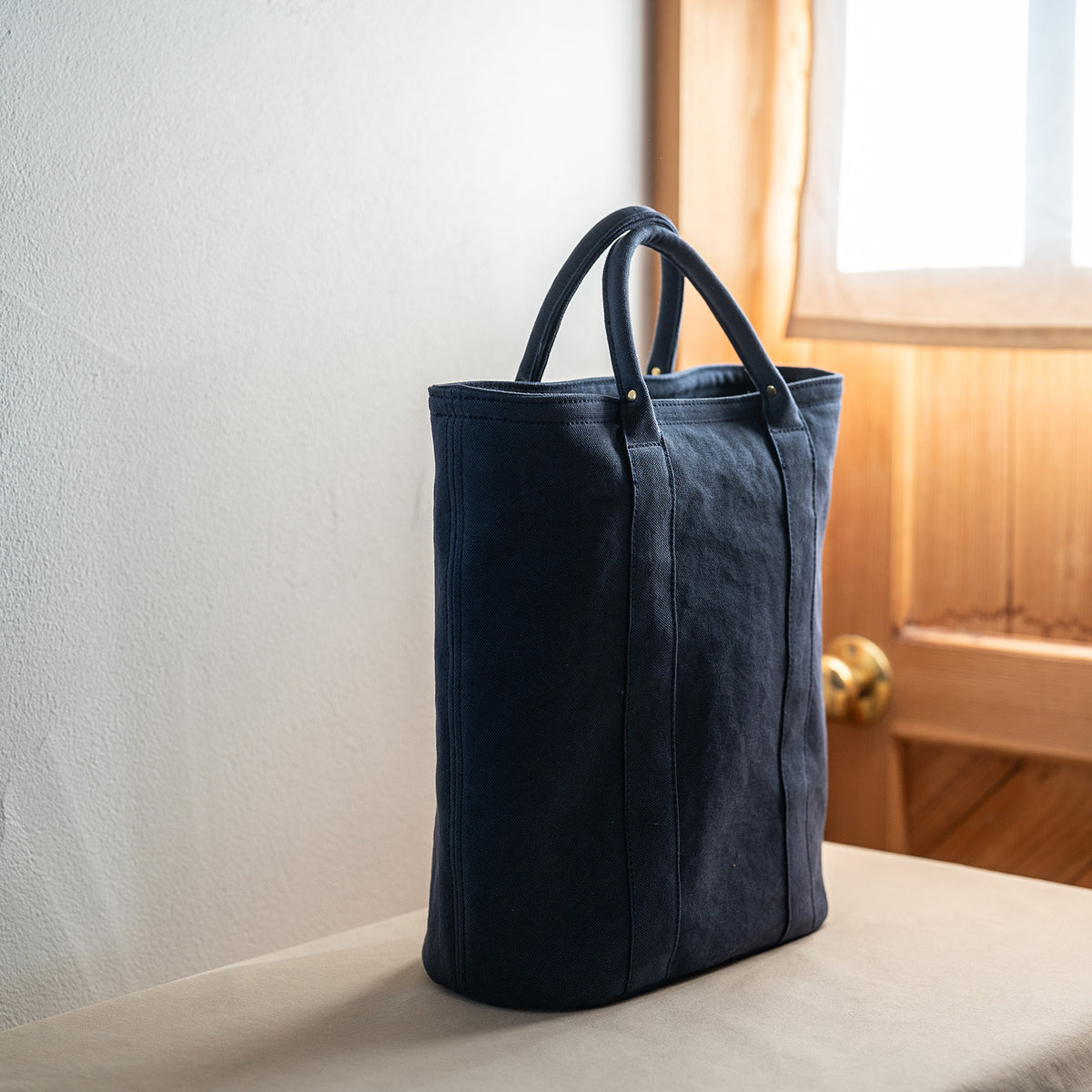 TATENAGA TOTE - black -