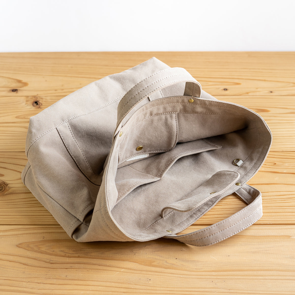 TOOL TOTE - beige -