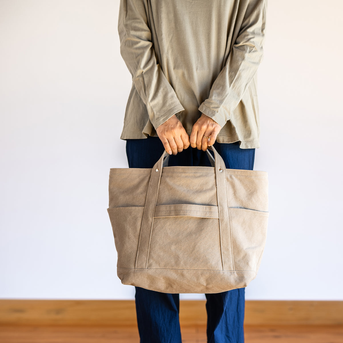 TOOL TOTE - beige -