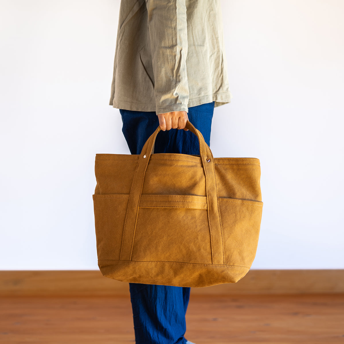 TOOL TOTE - camel -