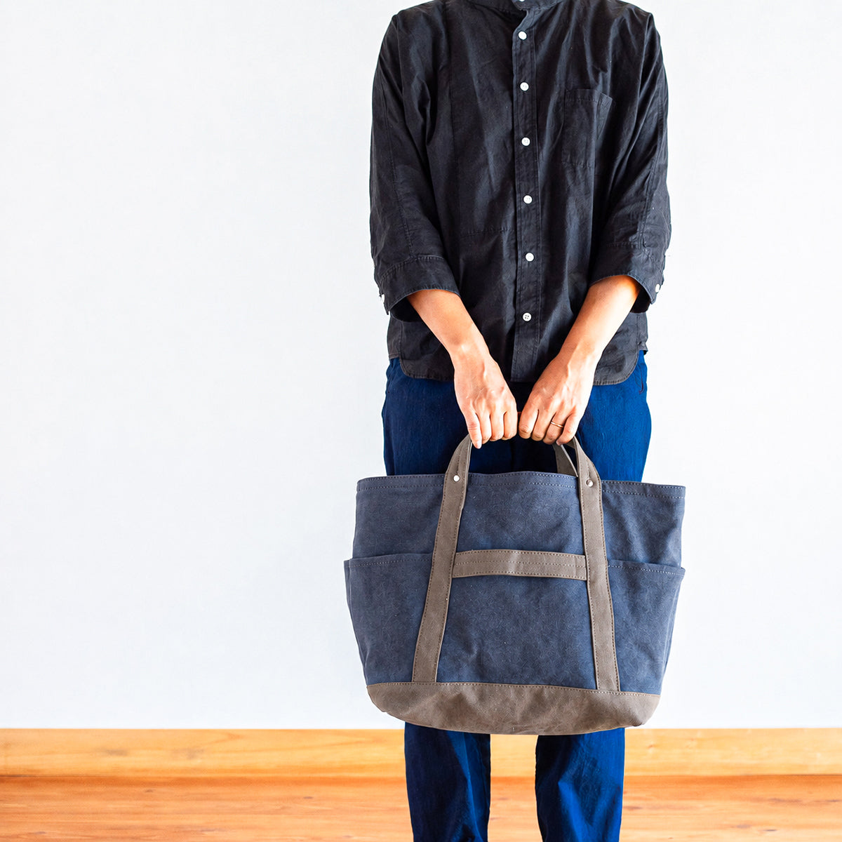 TOOL TOTE Bi-color (charcoal gray×oldkhaki)