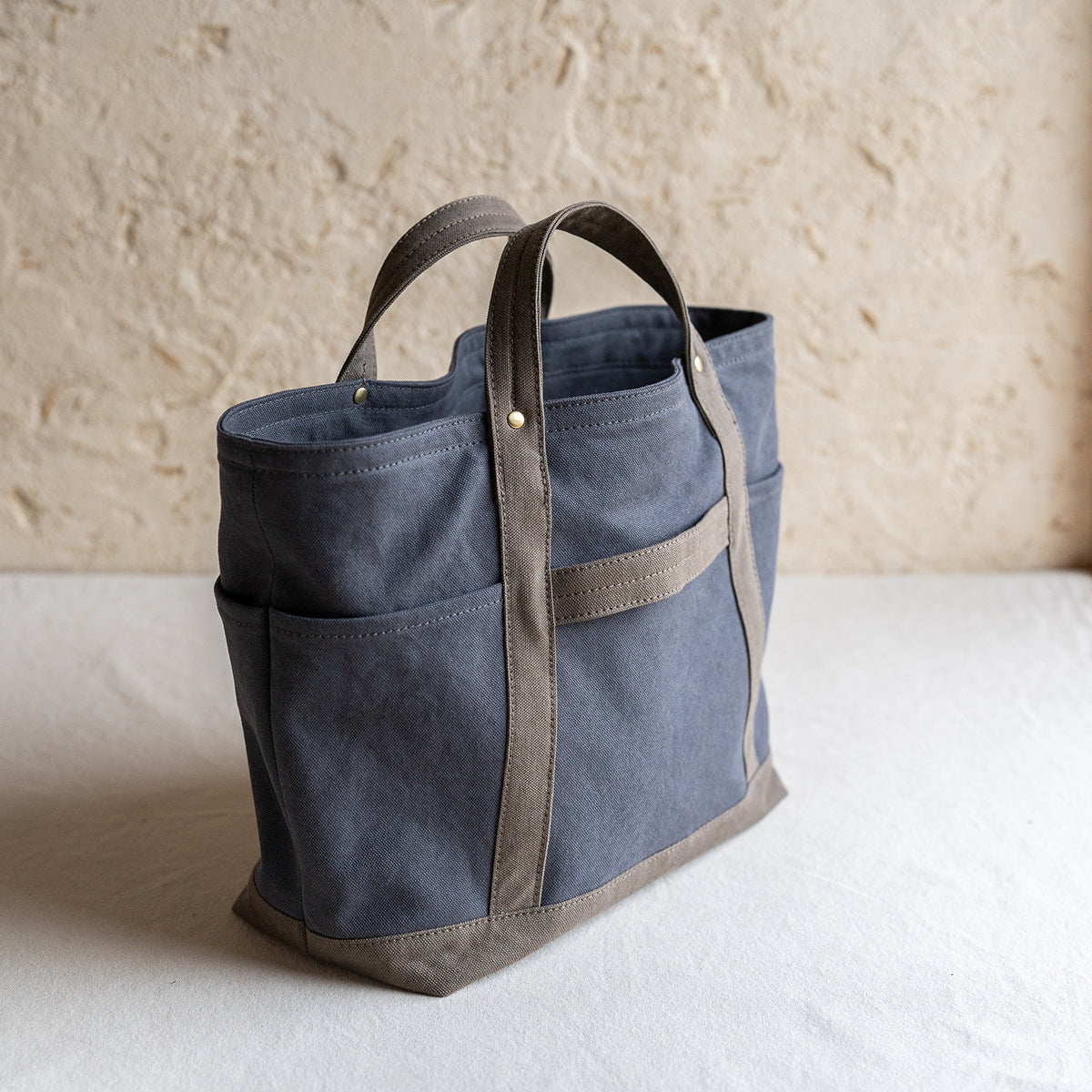 TOOL TOTE Bi-color (charcoal gray×oldkhaki)