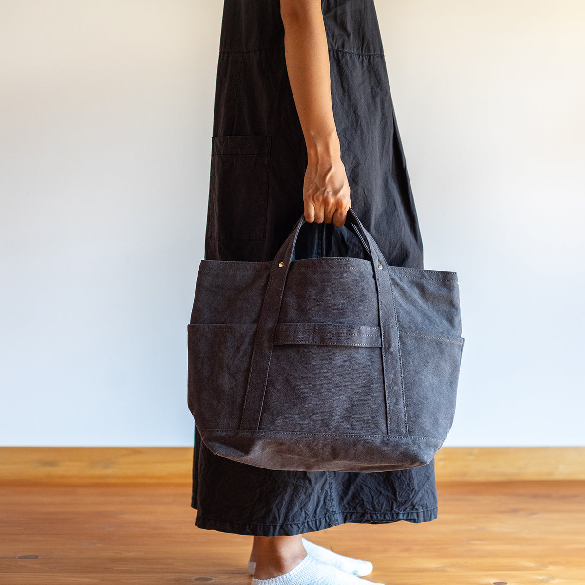 TOOL TOTE - charcoal gray -