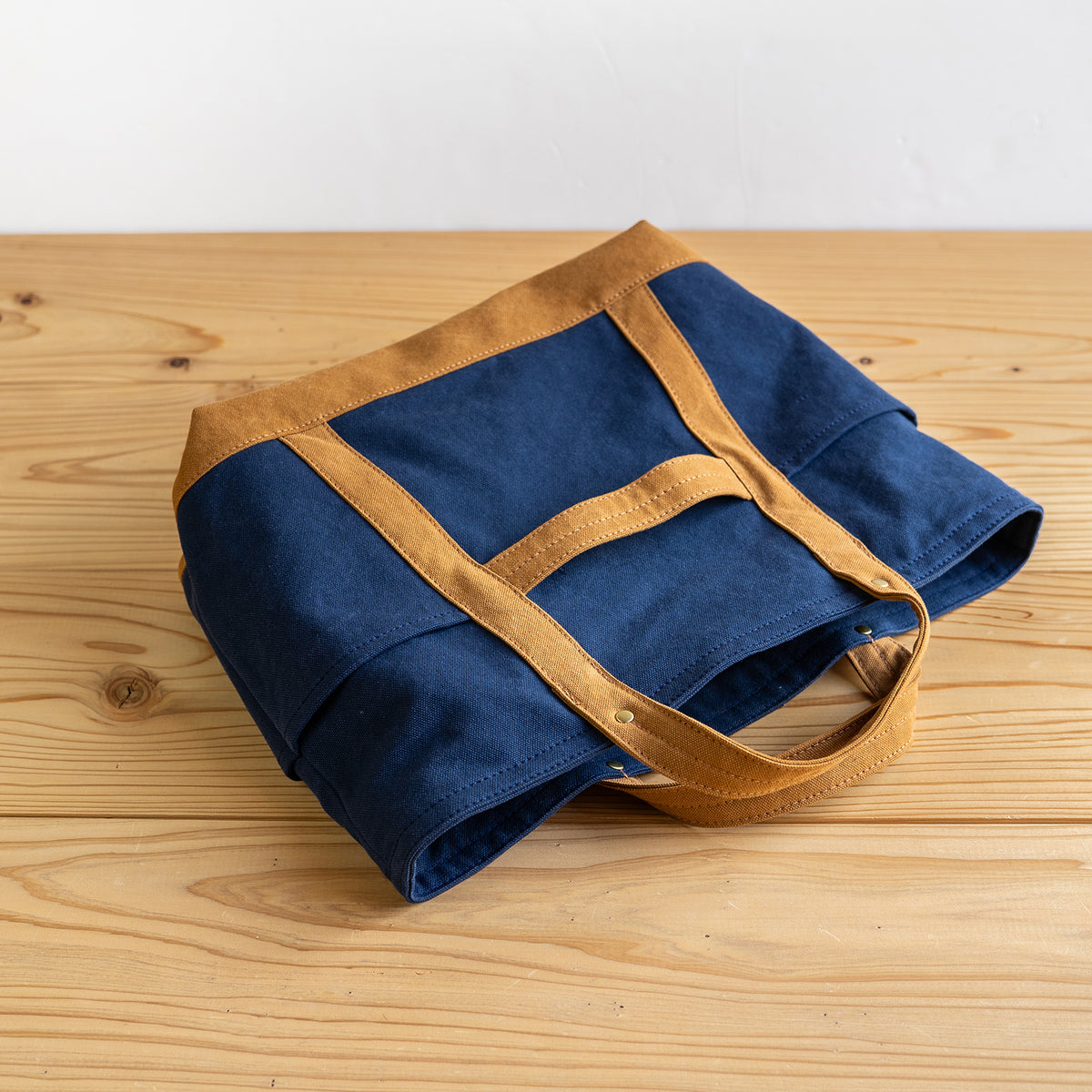 TOOL TOTE Bi-color (deepnavy×camel)