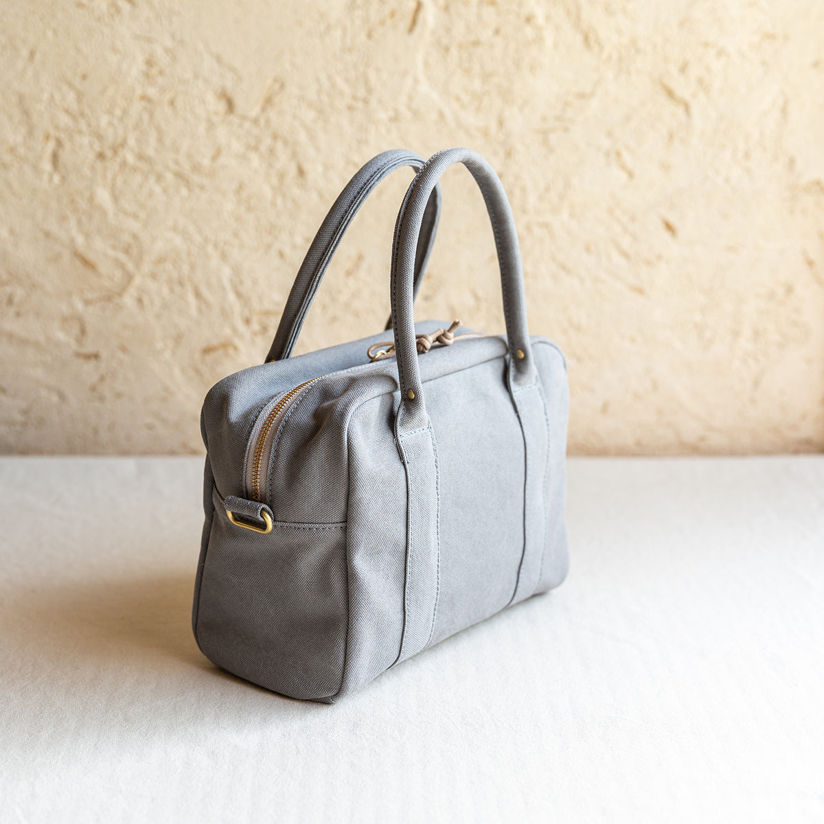 BOSTON（S） - lightgray -