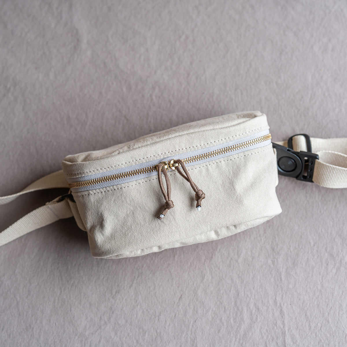 CANVAS POCHETTE - light beige -
