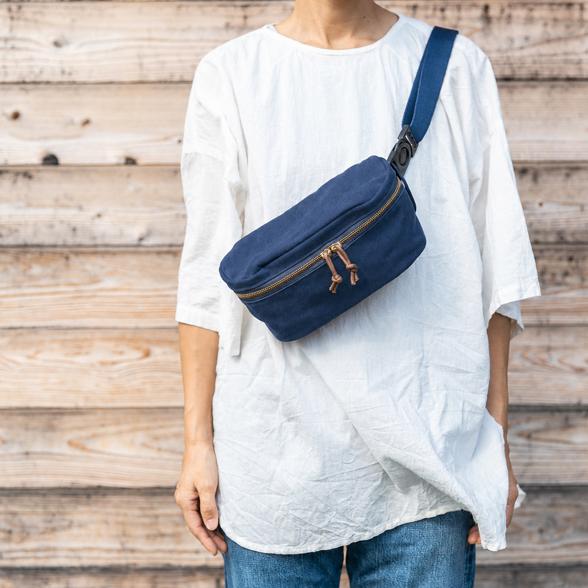 CANVAS POCHETTE - navy -