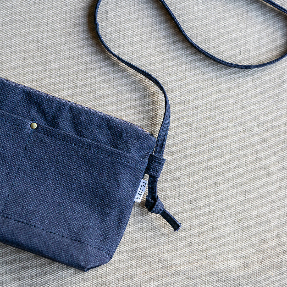 CANVAS POUCH - navy -