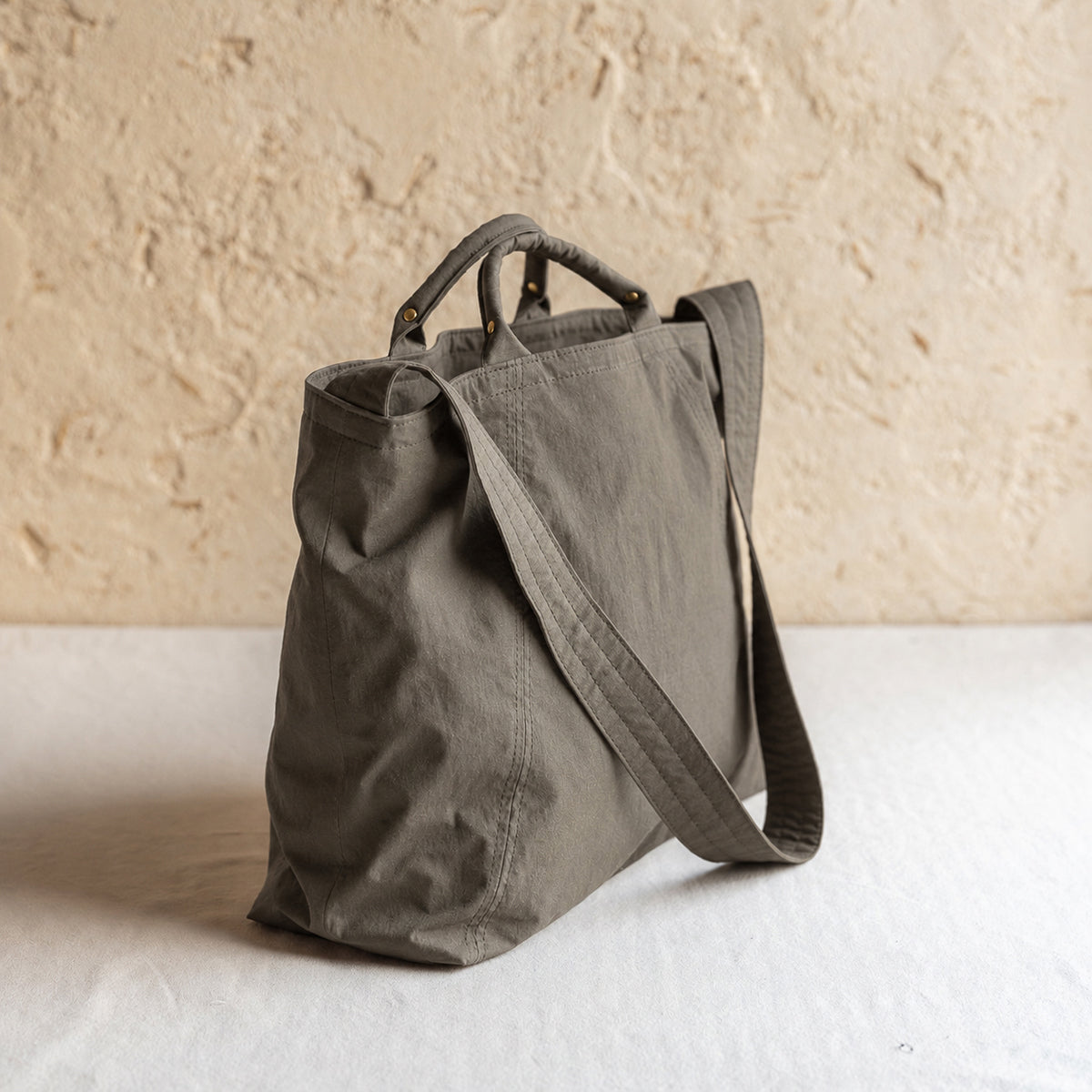 C/N Utility BAG - khaki -