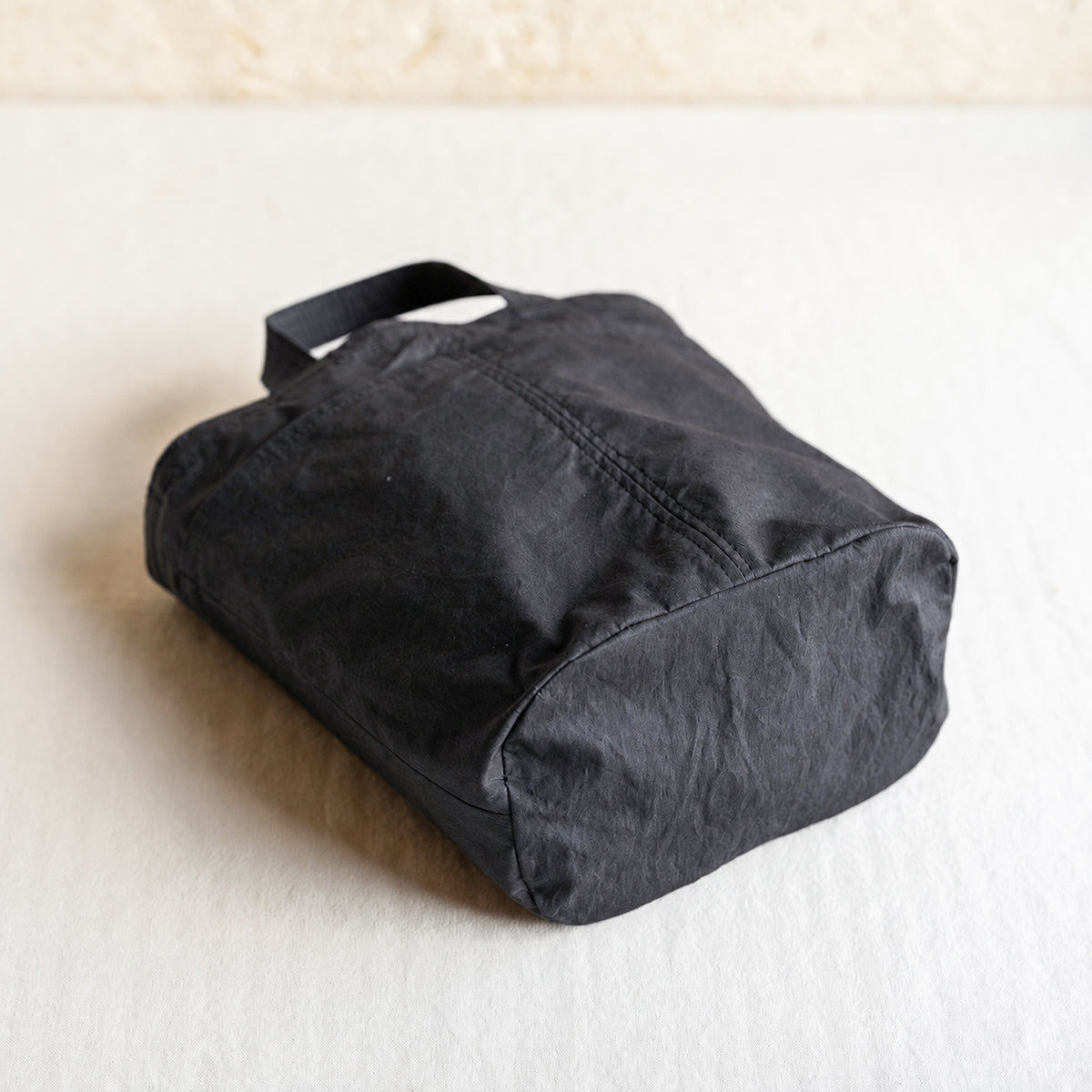 C/N bucket tote - black -
