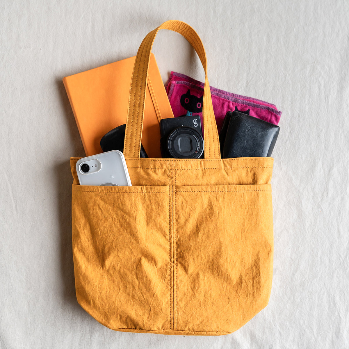 C/N bucket tote - mustard -