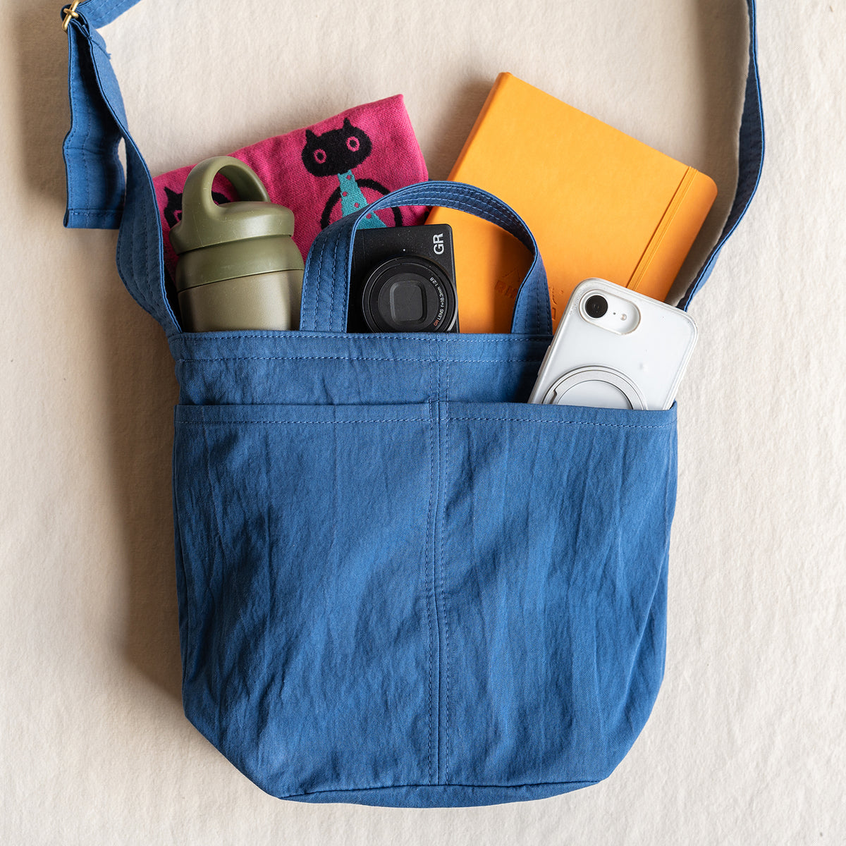 C/N bucket tote - blue -