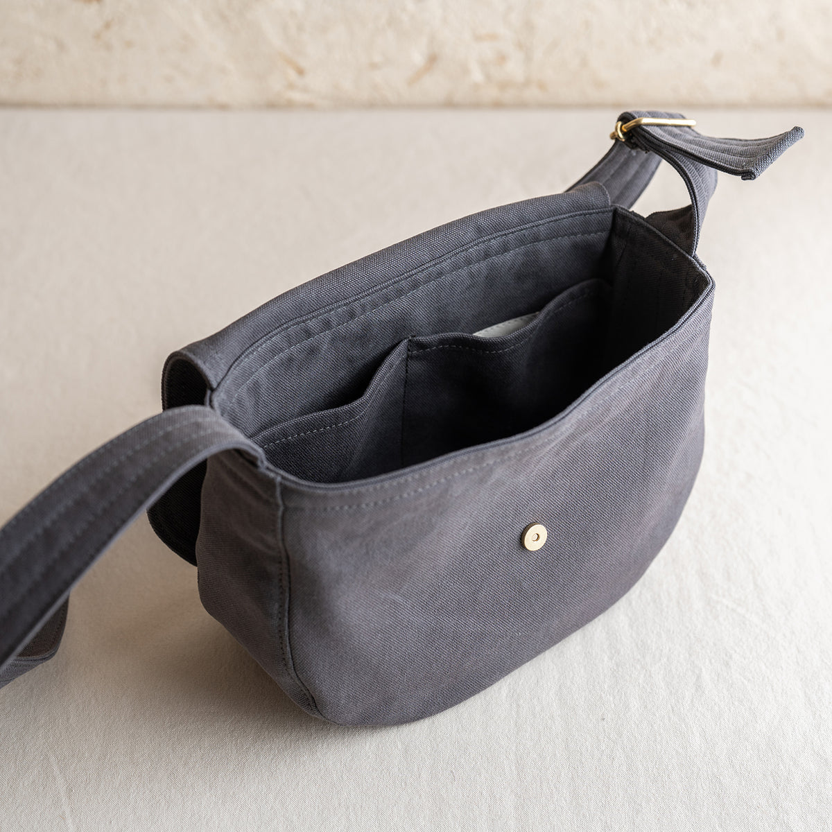FLAP SHOULDER - charcoal gray -