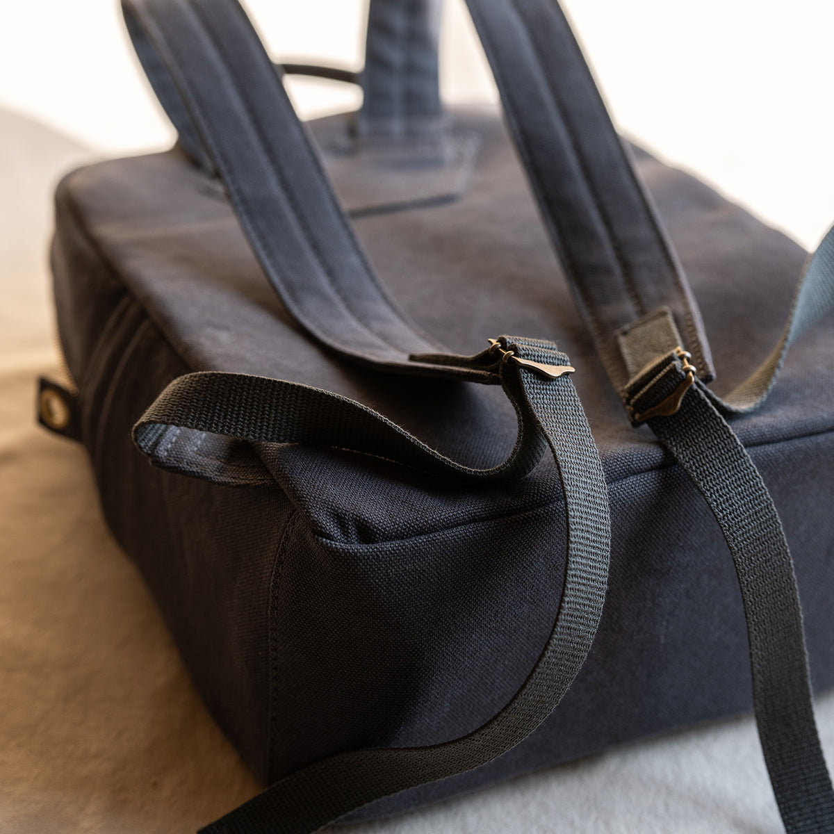 KAKU RUCK - charcoal gray -